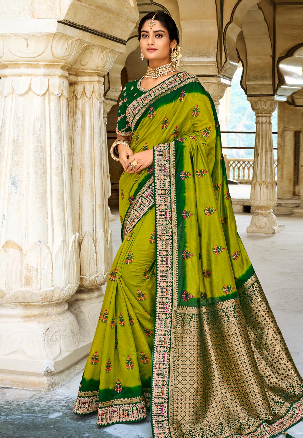 Green Silk Saree With Blouse 248114