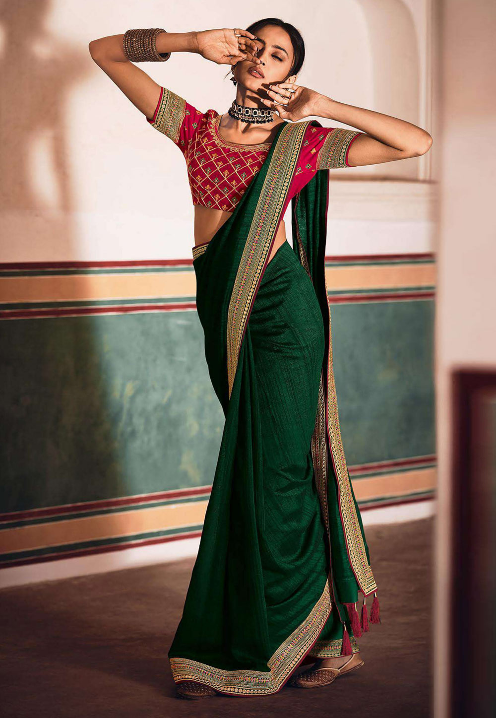 Green Silk Saree With Blouse 243426