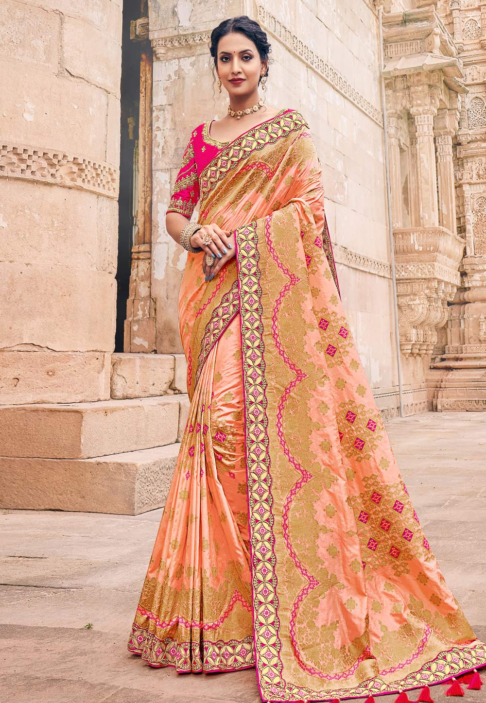 Peach Shimmer Saree With Blouse 252842