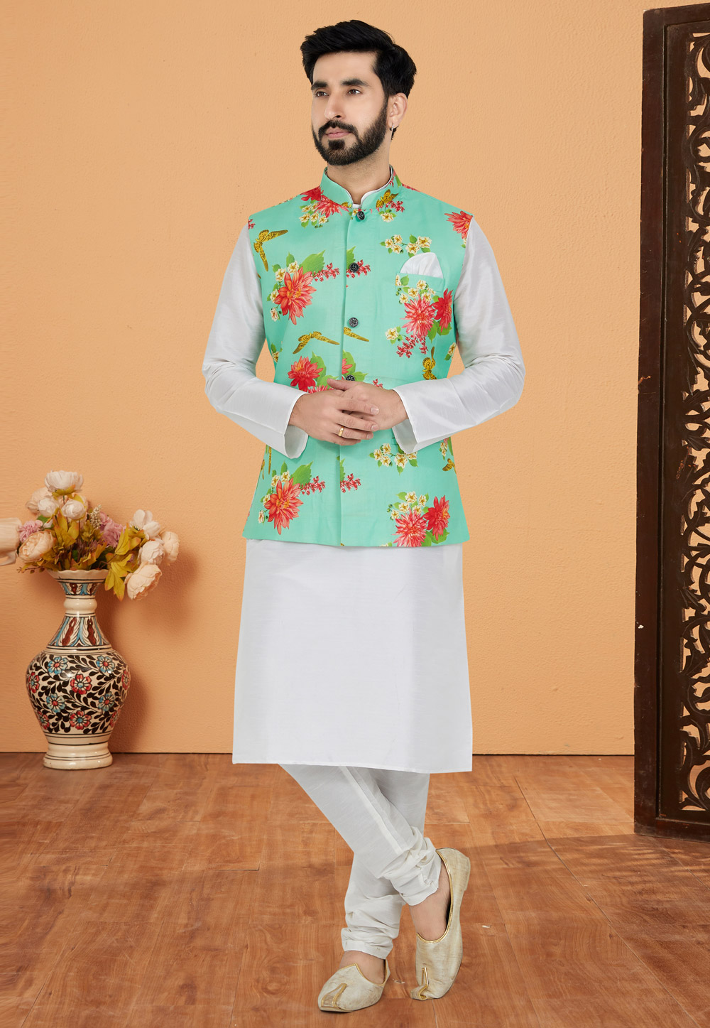 White Banarasi Kurta Pajama With Jacket 269009