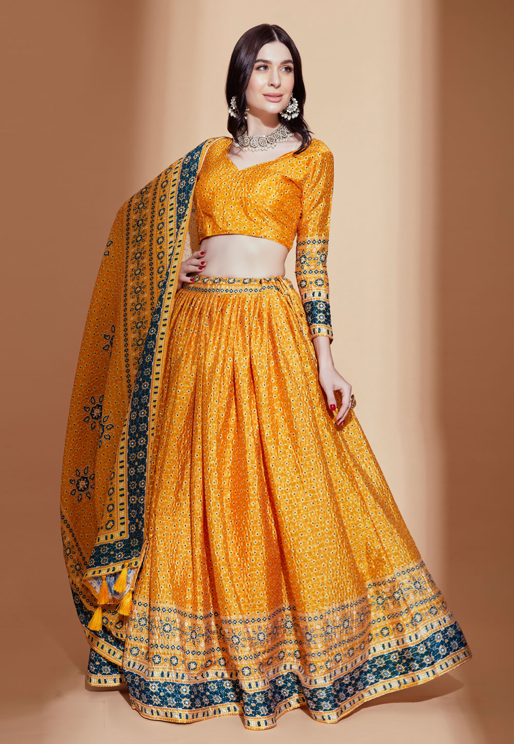 Yellow And Pink Bandhani Lehenga Set - Indian Bridal & Wedding Outfit –  CUSTUMISE DREAM | Designer Bridal Lehengas & Wedding Outfits