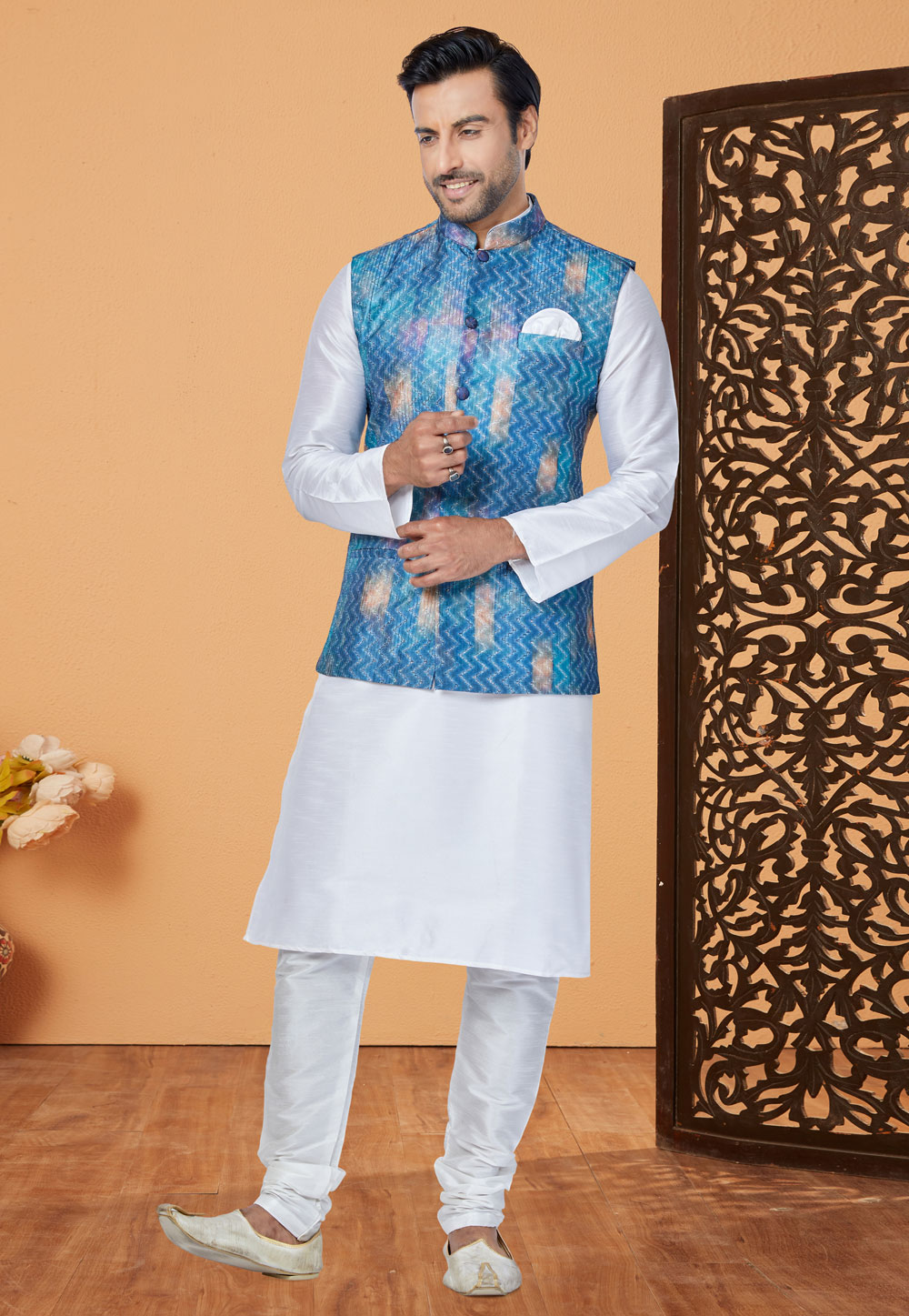 White Banarasi Kurta Pajama With Jacket 269023