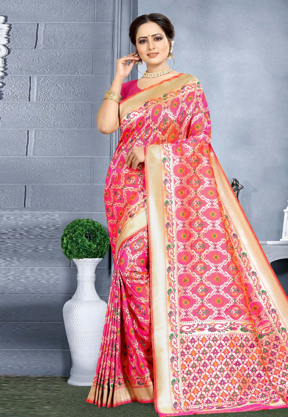 Pink Banarasi Silk Saree With Blouse 203847
