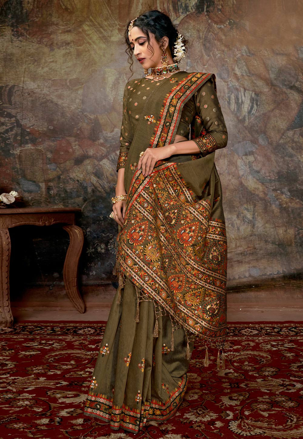 Mehndi Banarasi Silk Saree With Blouse 213705
