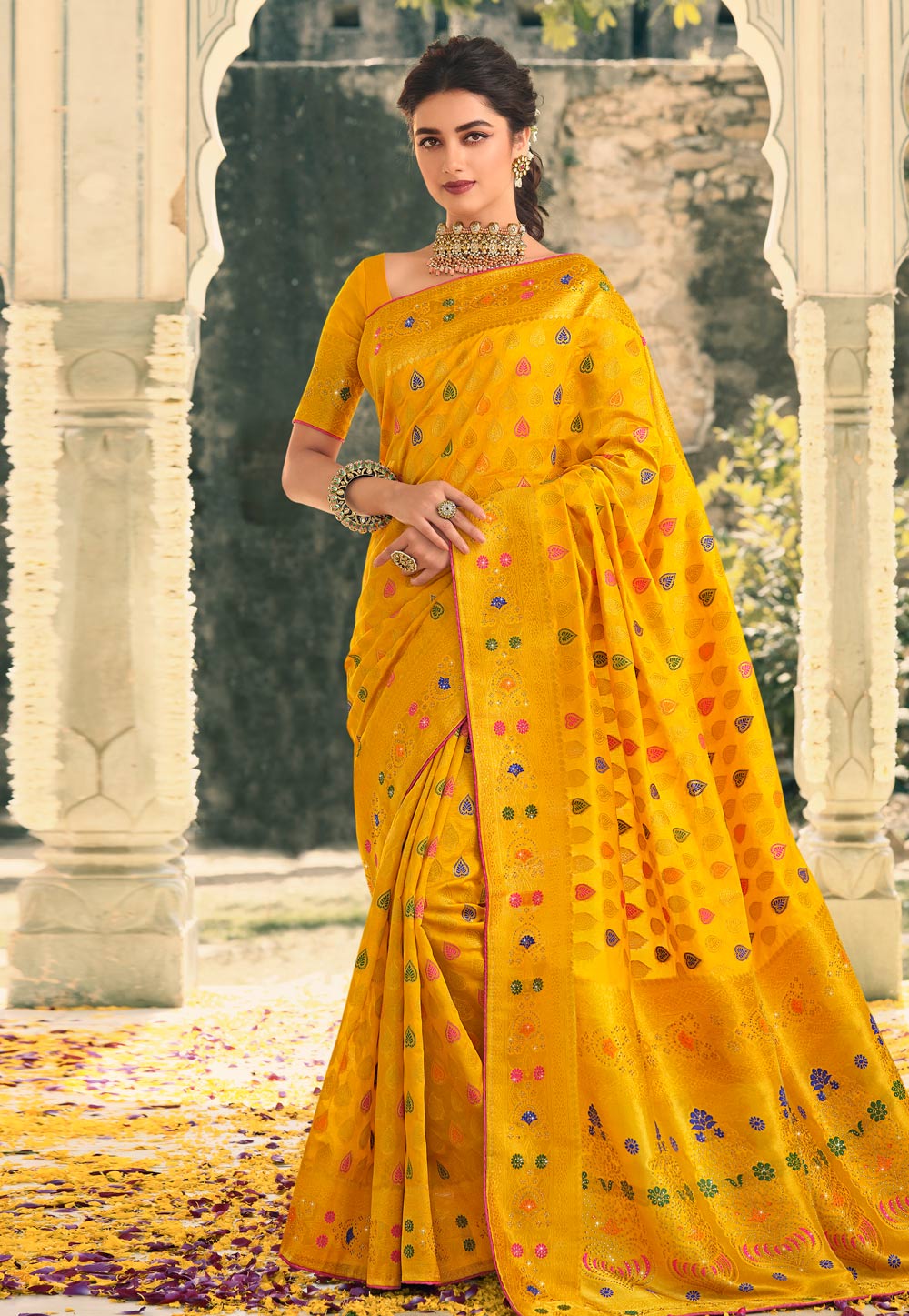 Yellow Silk Saree With Blouse 275907