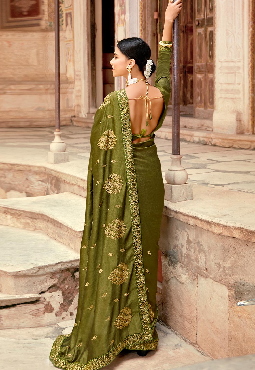 Mehndi Silk Saree With Blouse 247749