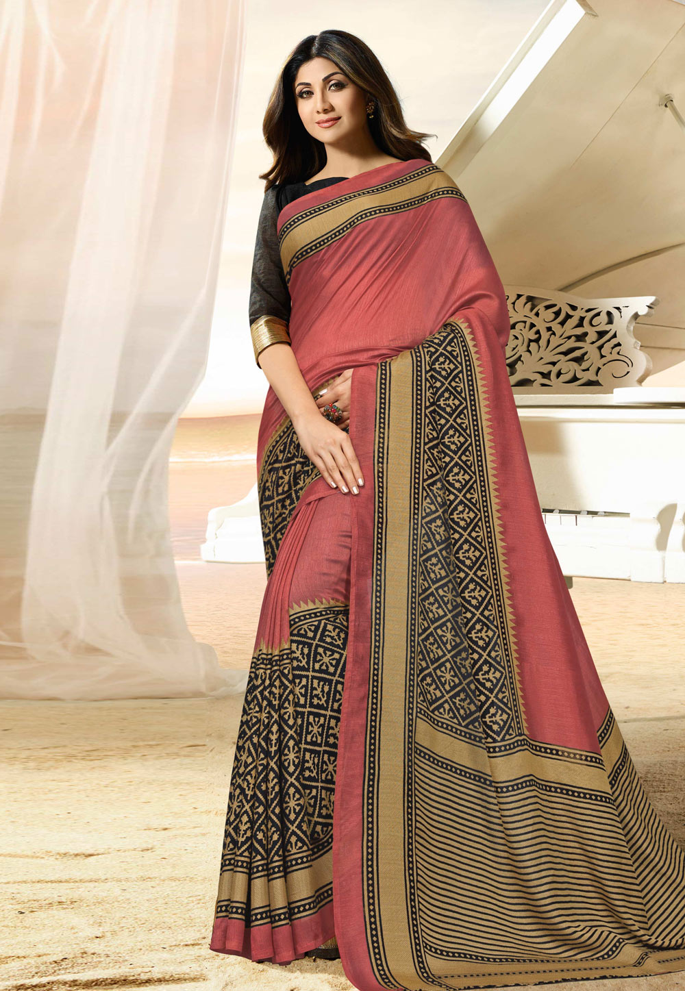 Shilpa Shetty Pink Silk Bollywood Wear Saree 209023