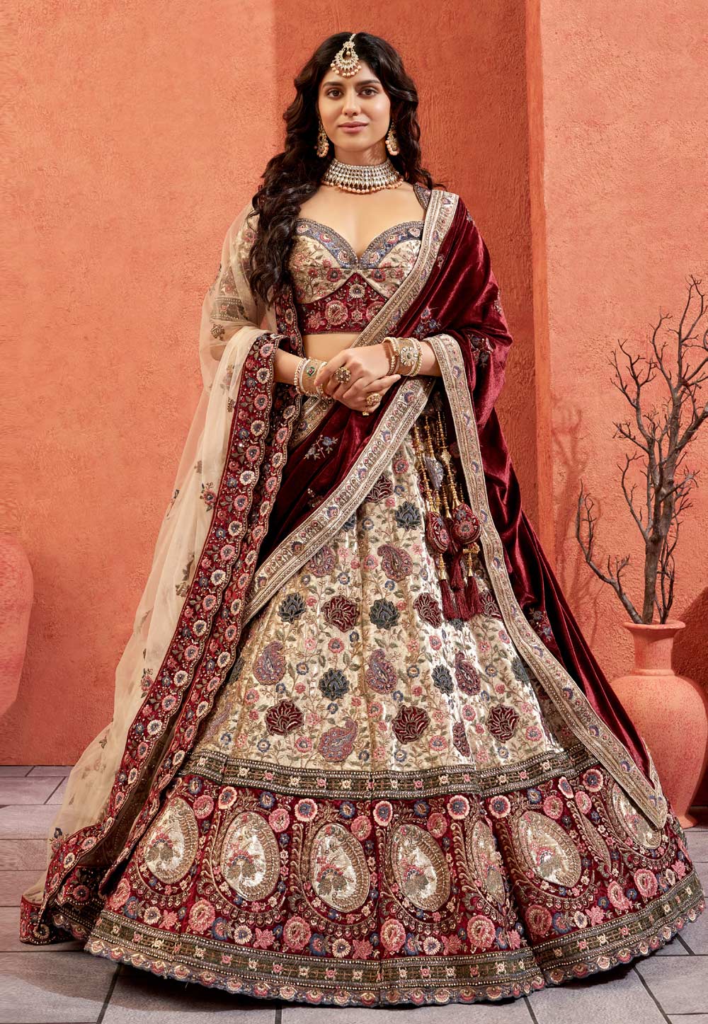 Buy Turquoise & Emerald Jaya Zardozi Bridal Lehenga Set Online - RI.Ritu  Kumar India Store View