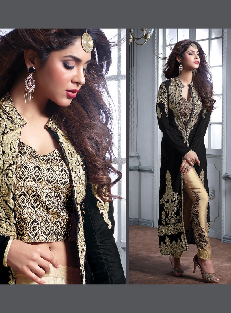 Black Velvet Pakistani Style Suit 82565