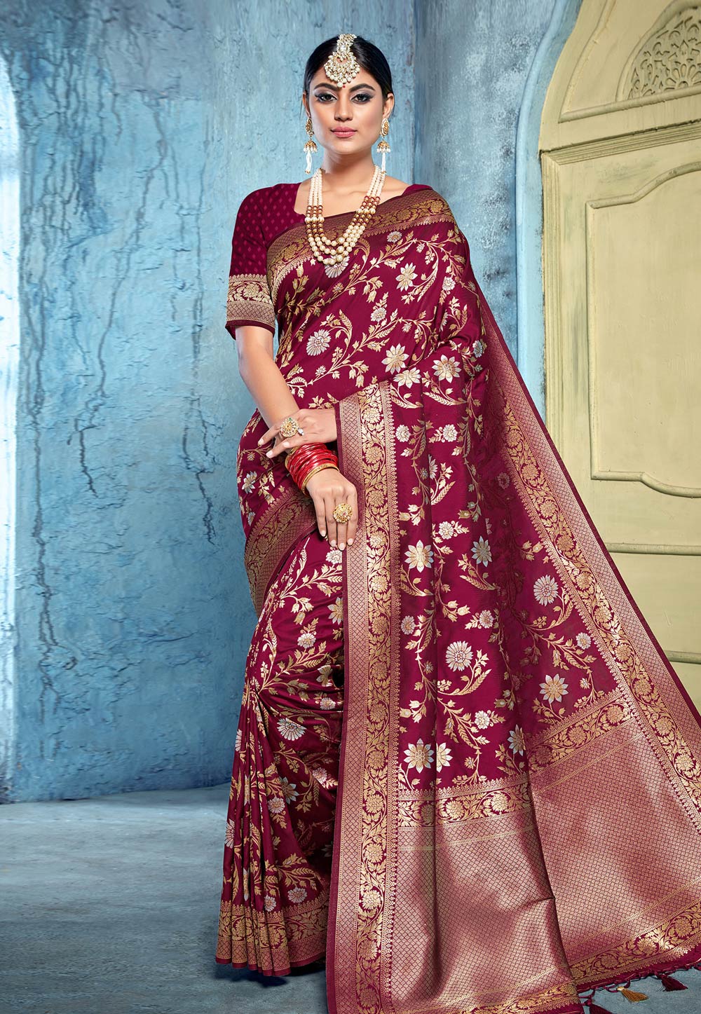 Magenta Banarasi Silk Festival Wear Saree 205232