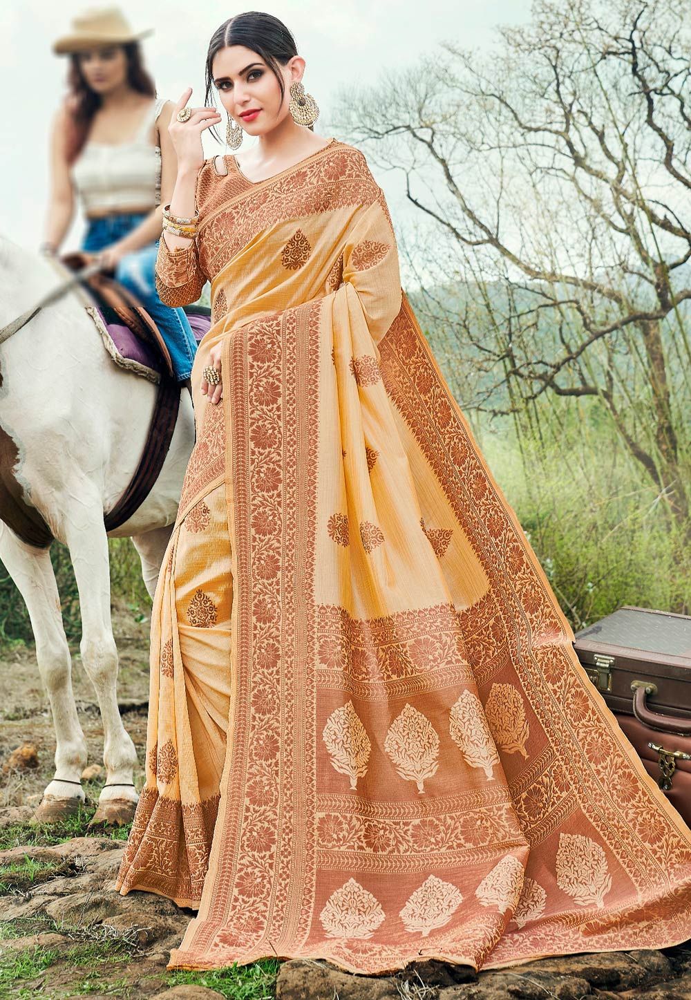 Golden Banarasi Silk Festival Wear Saree 215766