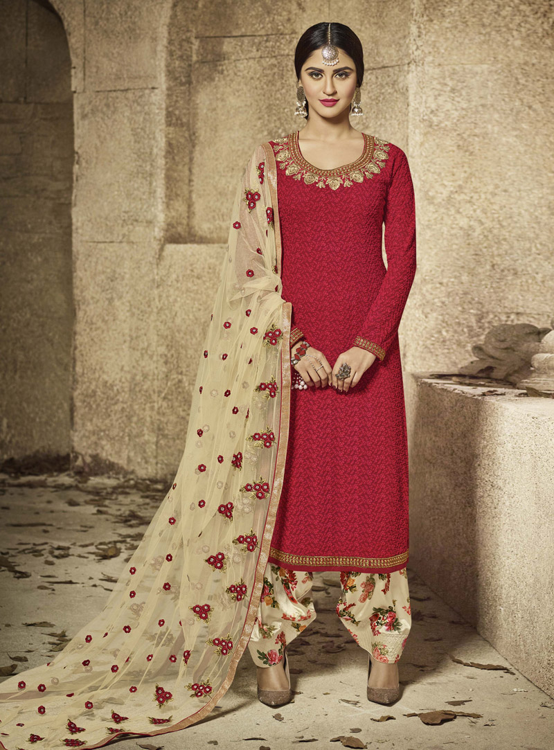 Krystle Dsouza Red Georgette Punjabi Suit 109013