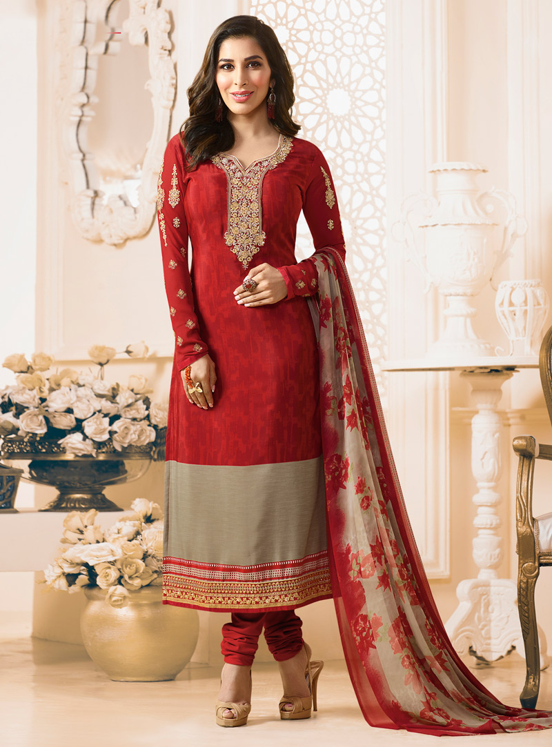 Sophie Choudry Red Crepe Churidar Salwar Suit 105149