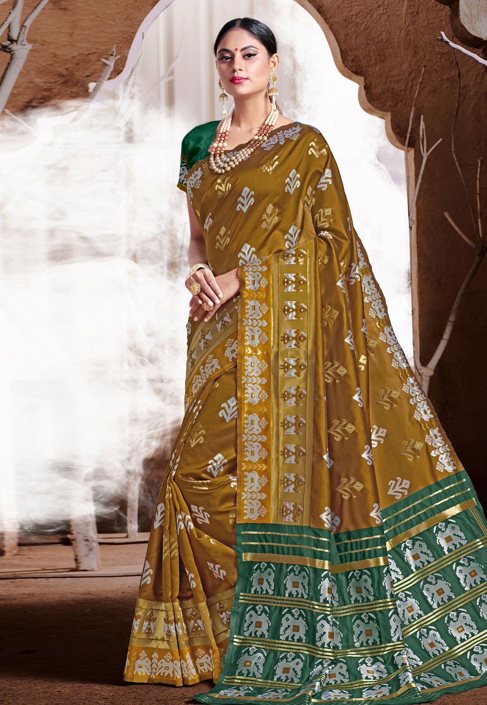 Mustard Banarasi Silk Saree With Blouse 208436