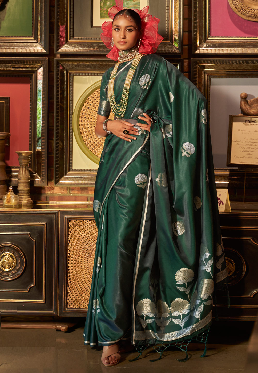 Green Silk Saree With Blouse 256535
