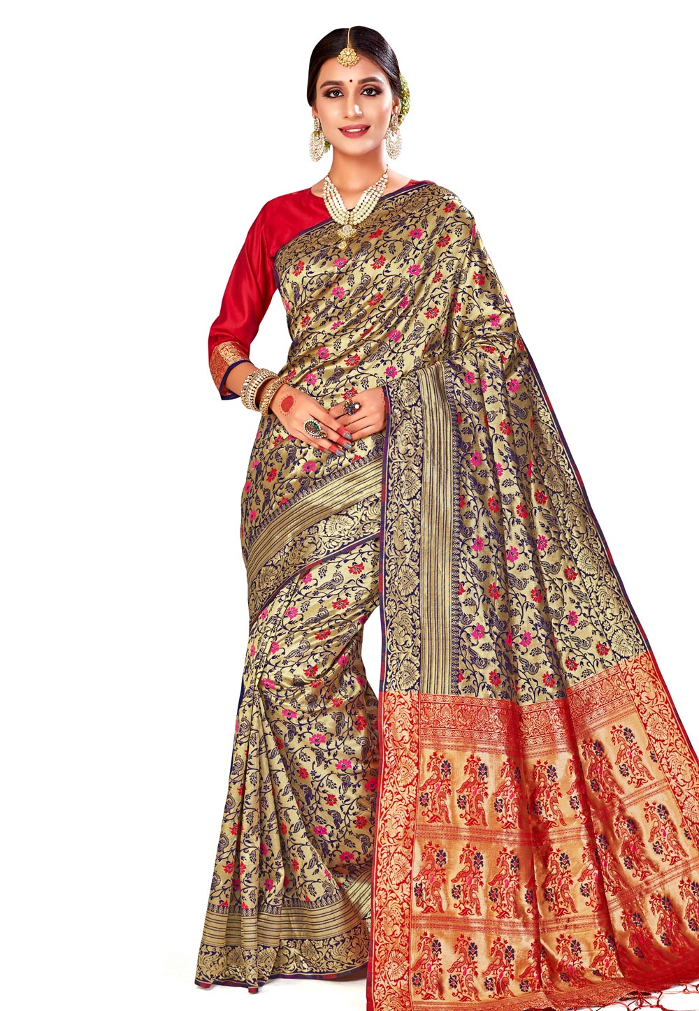 Golden Banarasi Silk Festival Wear Saree 204484