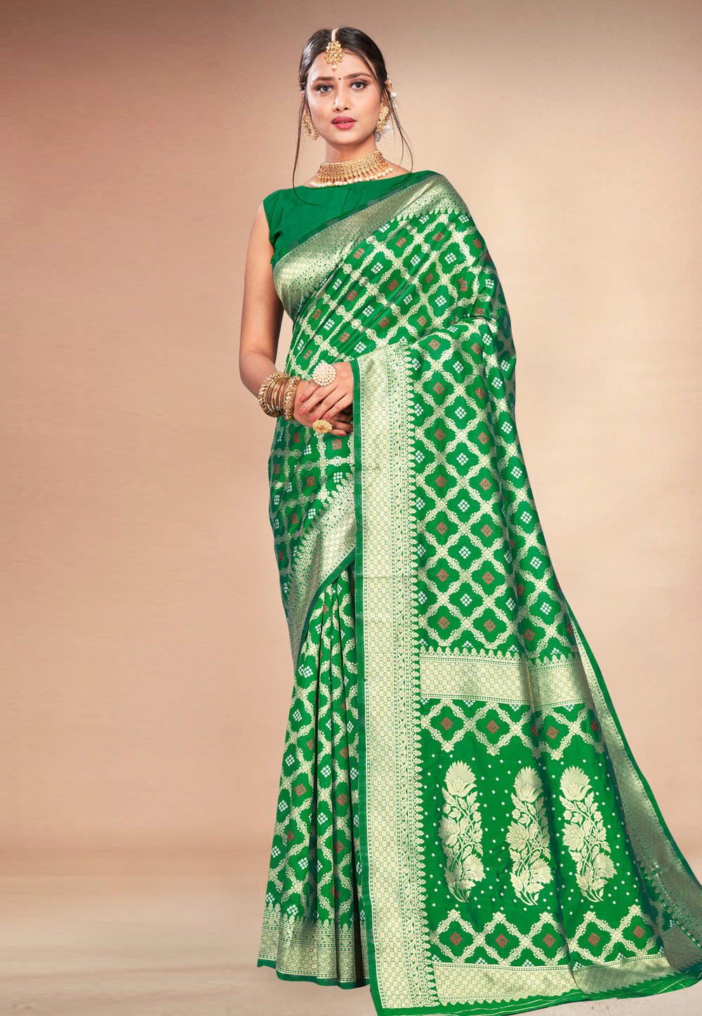 Green Banarasi Silk Saree With Blouse 216941