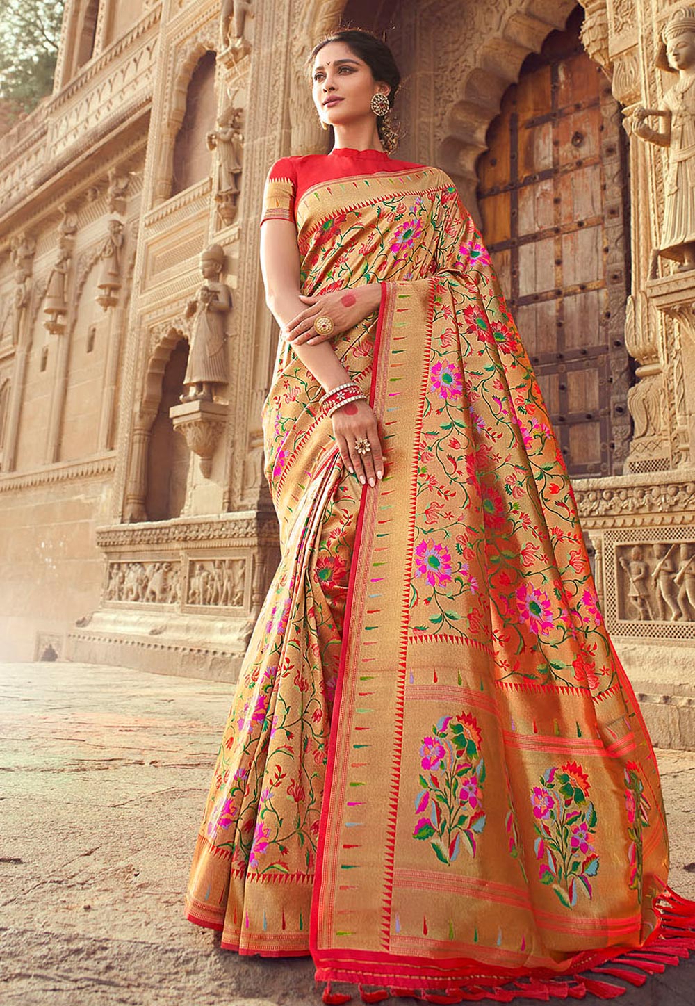Golden Banarasi Silk Festival Wear Saree 227375