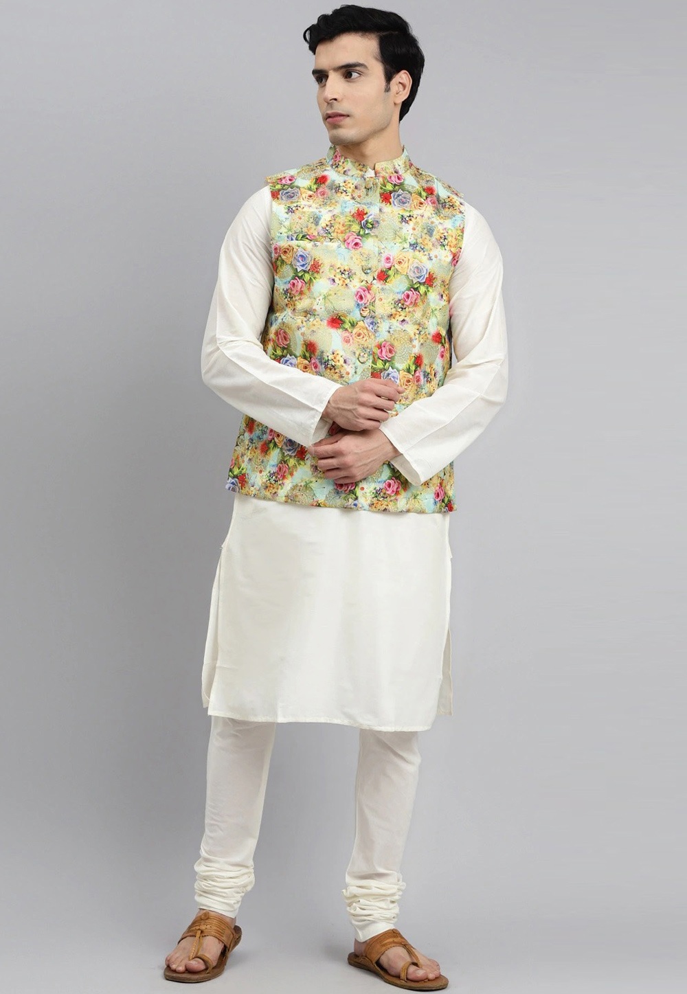 Off White Silk Kurta Pajama With Jacket 238010