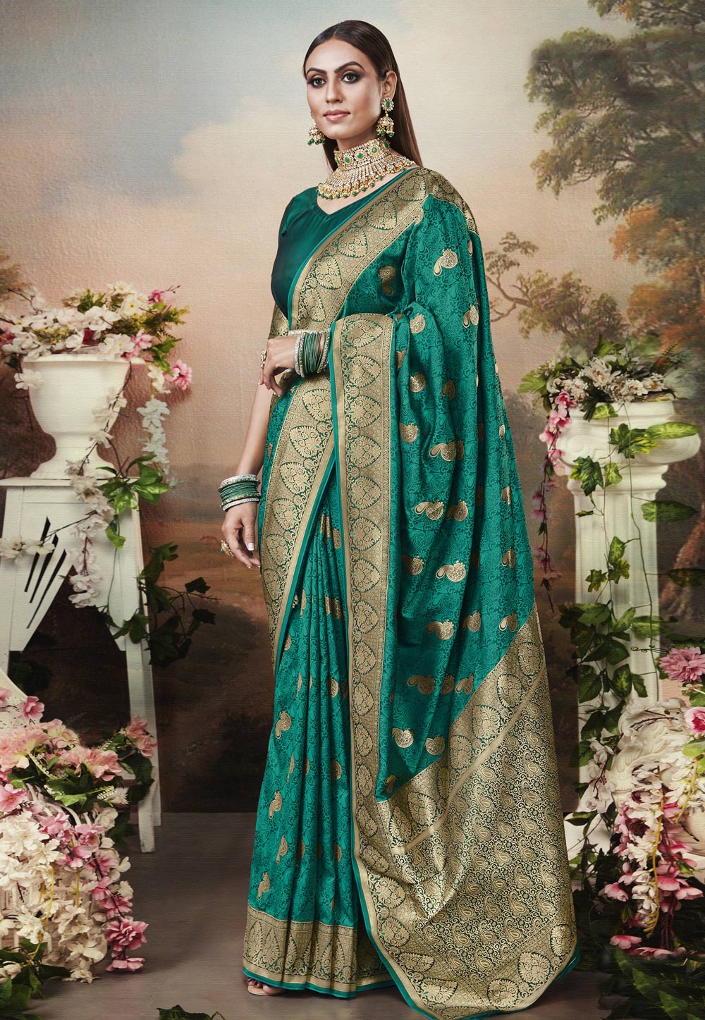 Green Banarasi Silk Saree With Blouse 211068