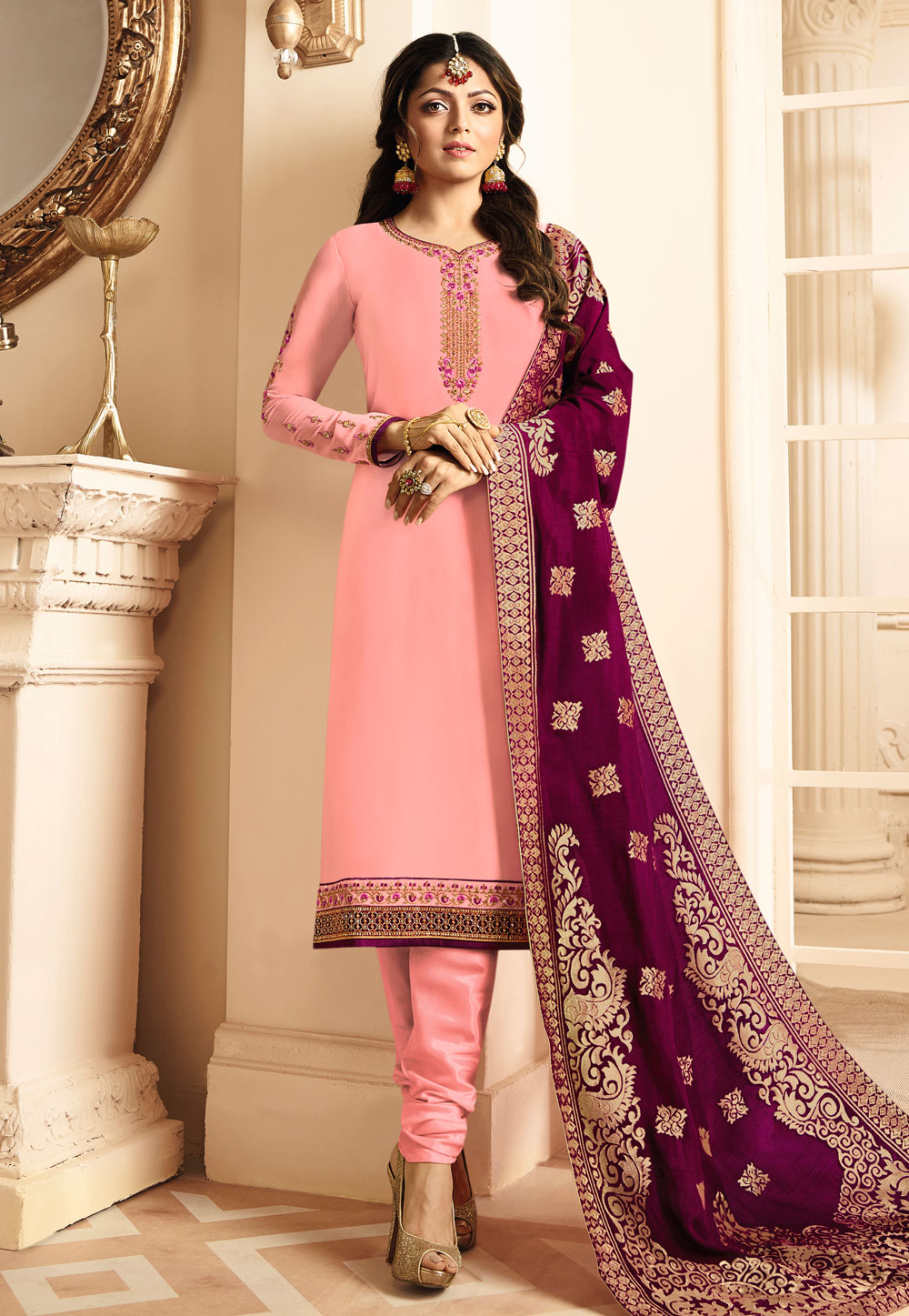 Drashti Dhami Light Pink Satin Bollywood Suit 154690