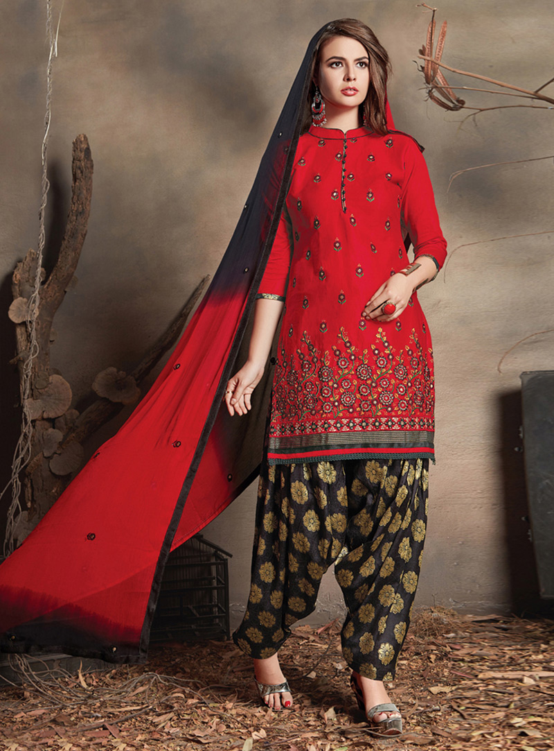 Red Cotton Punjabi Suit 129407