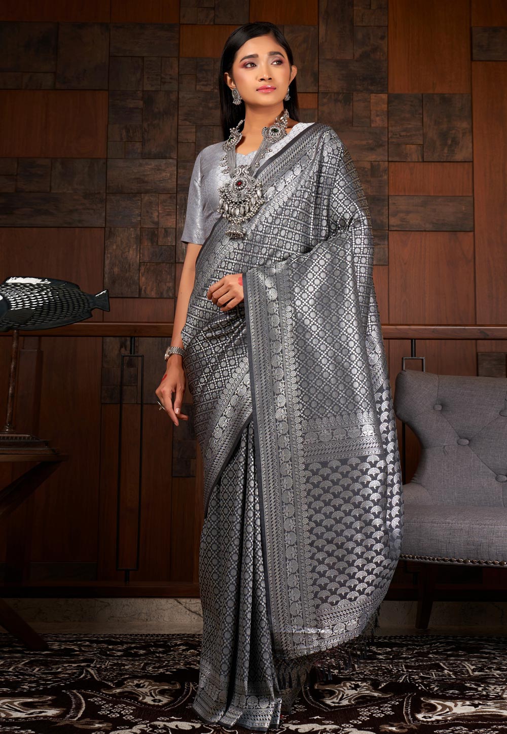 Grey Kanjivaram Silk Saree With Blouse 270817
