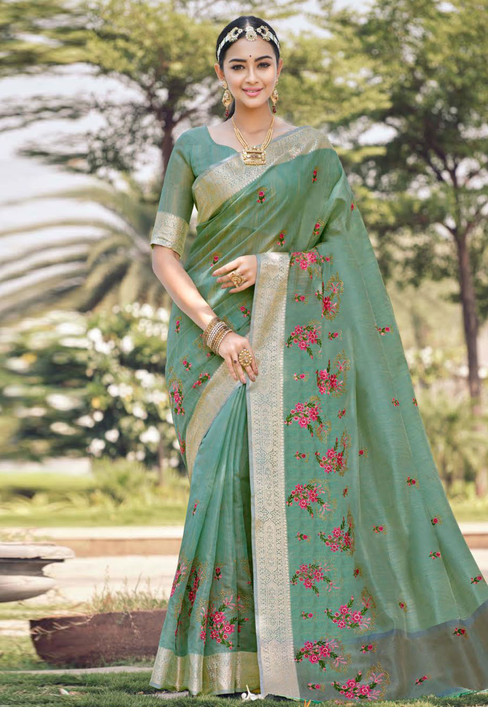 Sea Green Banarasi Saree With Blouse 261612