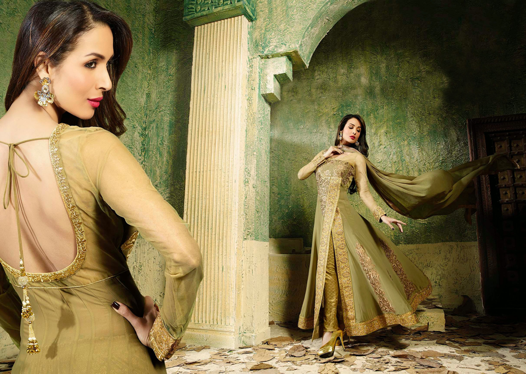 Malaika Arora Khan Green Georgette Bollywood Salwar Suit 44500