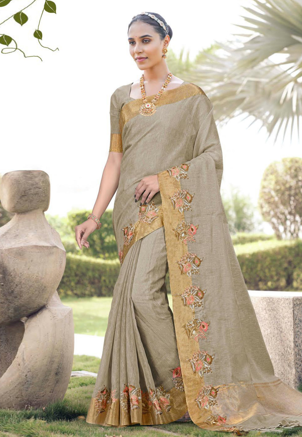 Beige Banarasi Saree With Blouse 261627