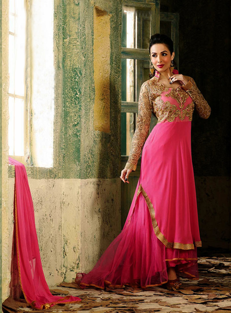 Malaika Arora Khan Pink Georgette Bollywood Salwar Suit 44501