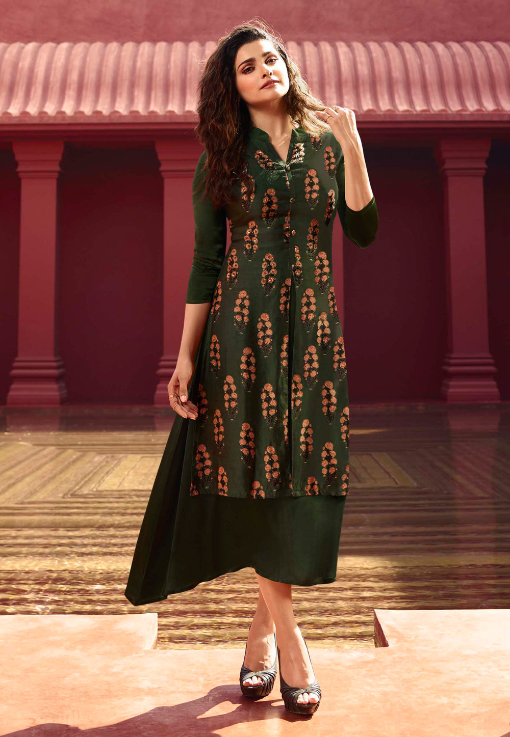 Prachi Desai Green Silk Readymade Tunic 171521
