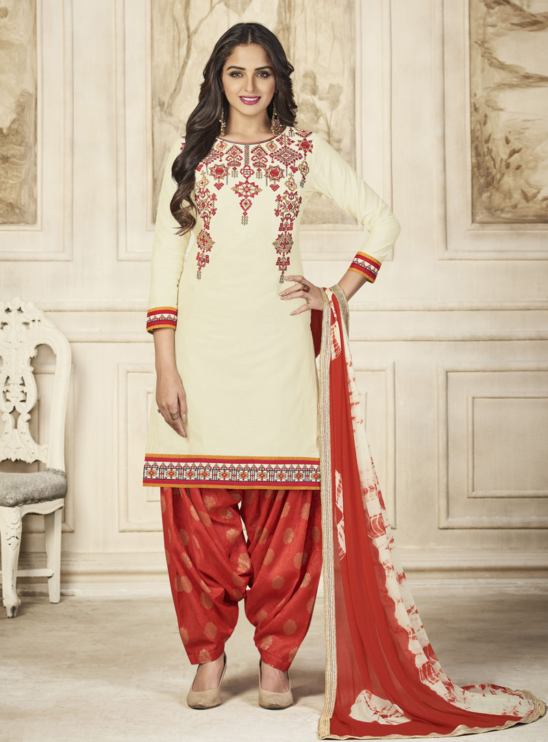 Off White Glace Cotton Punjabi Suit 135104