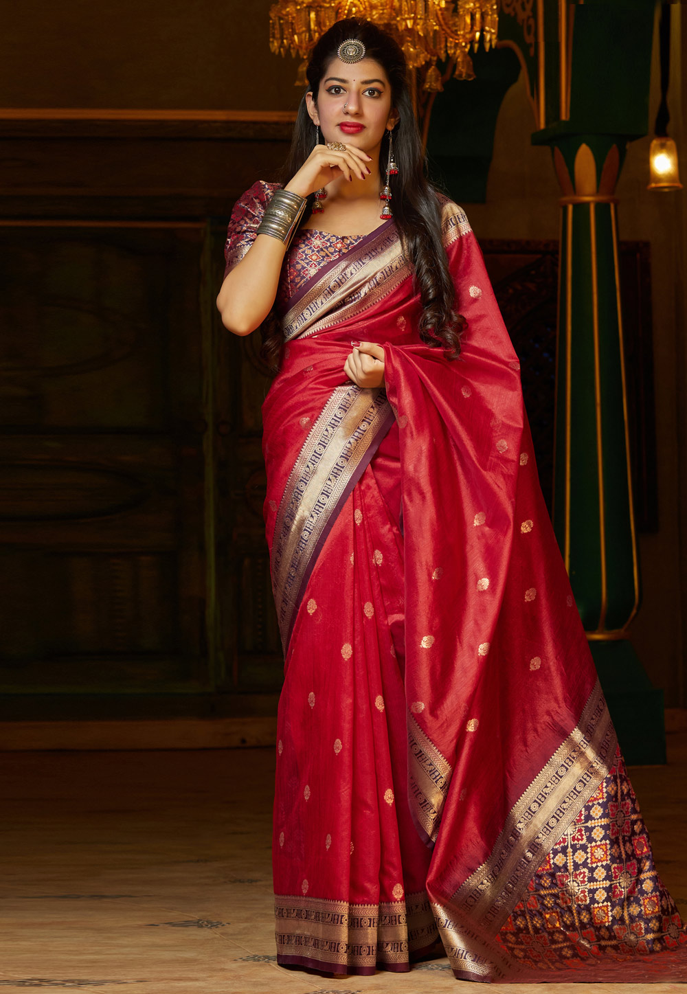 Red Banarasi Saree With Blouse 209964