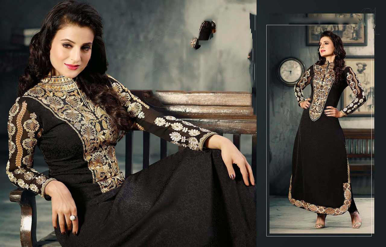 Ameesha Patel Black Jacquard Embroidered Designer Salwar Suit 39324