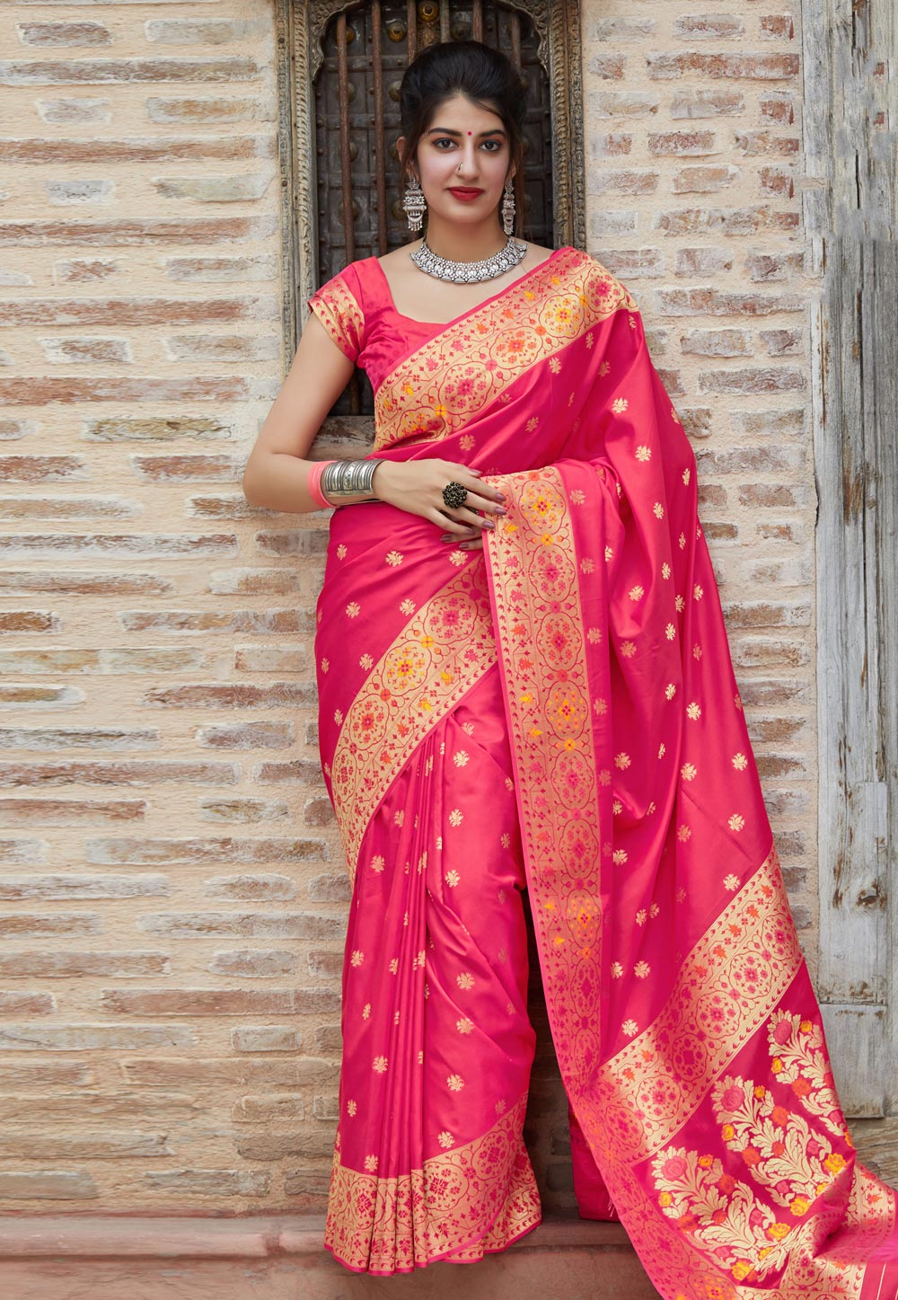 Pink Banarasi Silk Saree With Blouse 210595