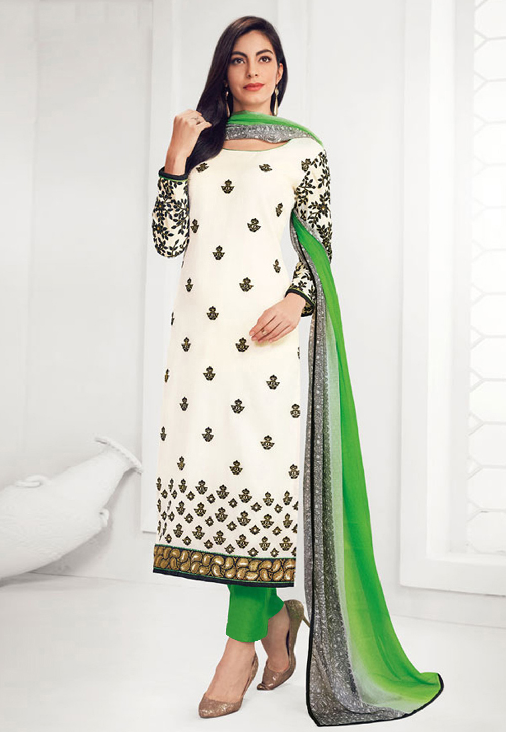 Off White Georgette Straight Cut Suit 140380