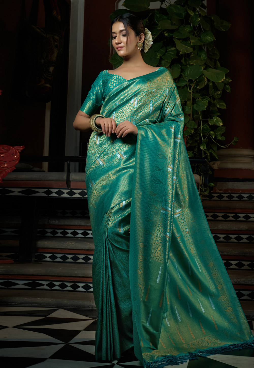 Turquoise Kanjivaram Silk Saree With Blouse 262799