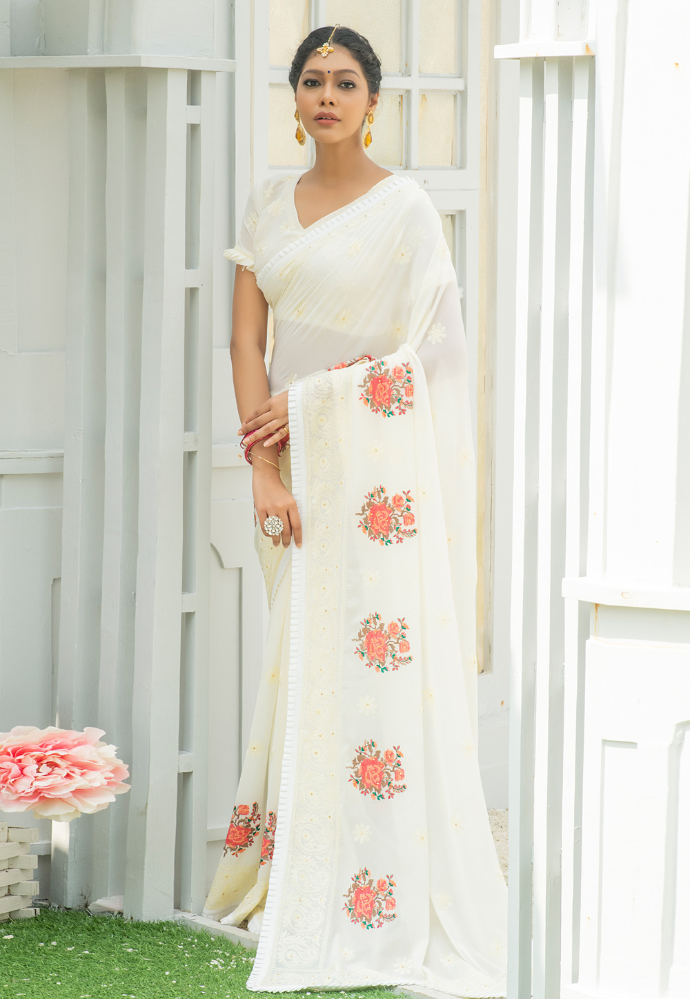 Off White Georgette Saree With Blouse 219329