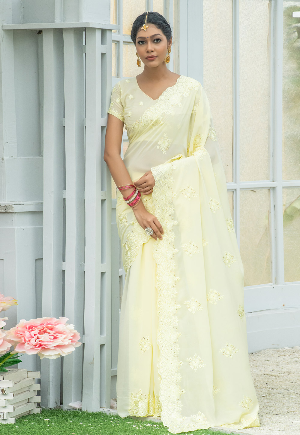 Light Yellow Georgette Saree With Blouse 219337