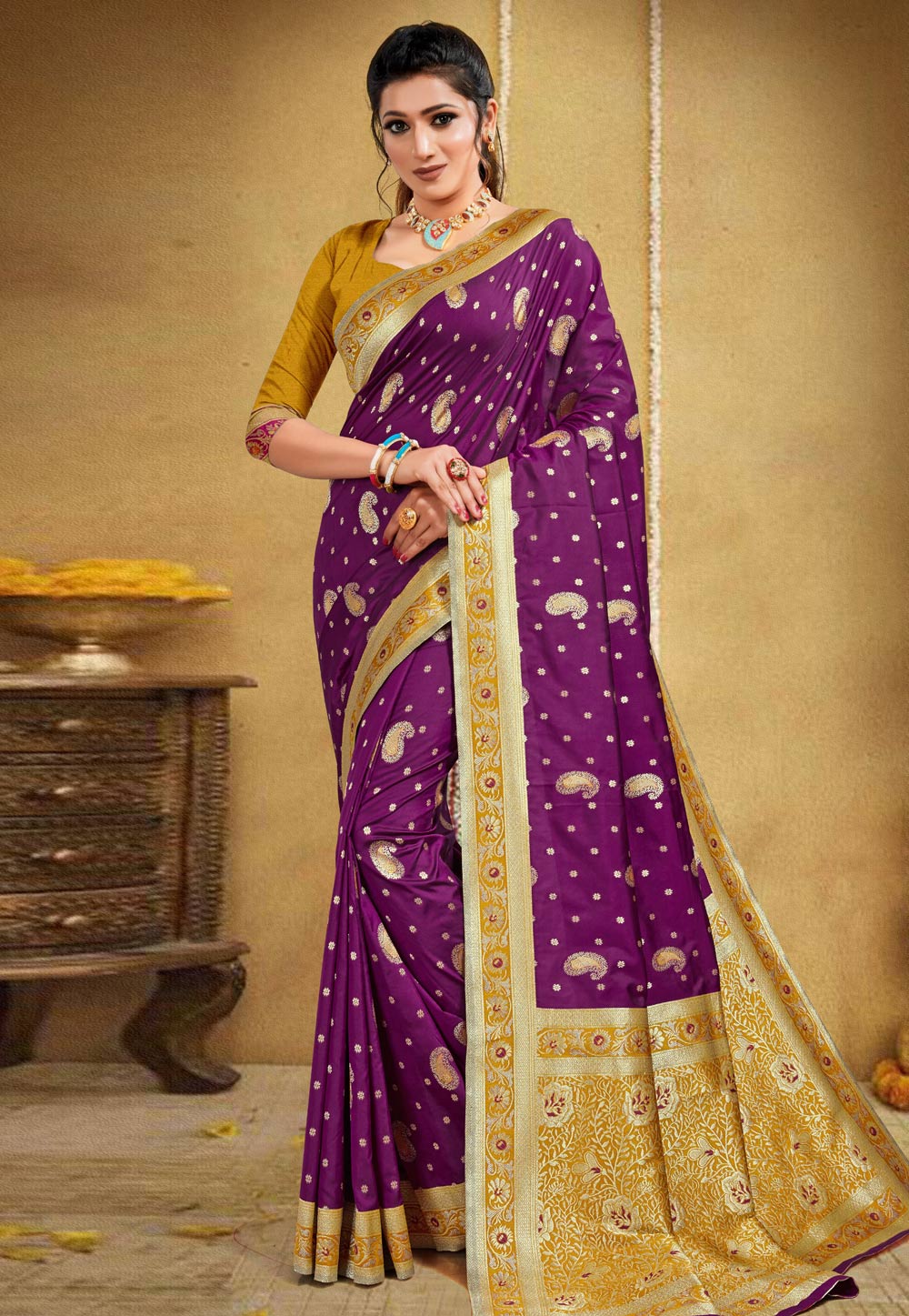 Magenta Banarasi Silk Saree With Blouse 225422