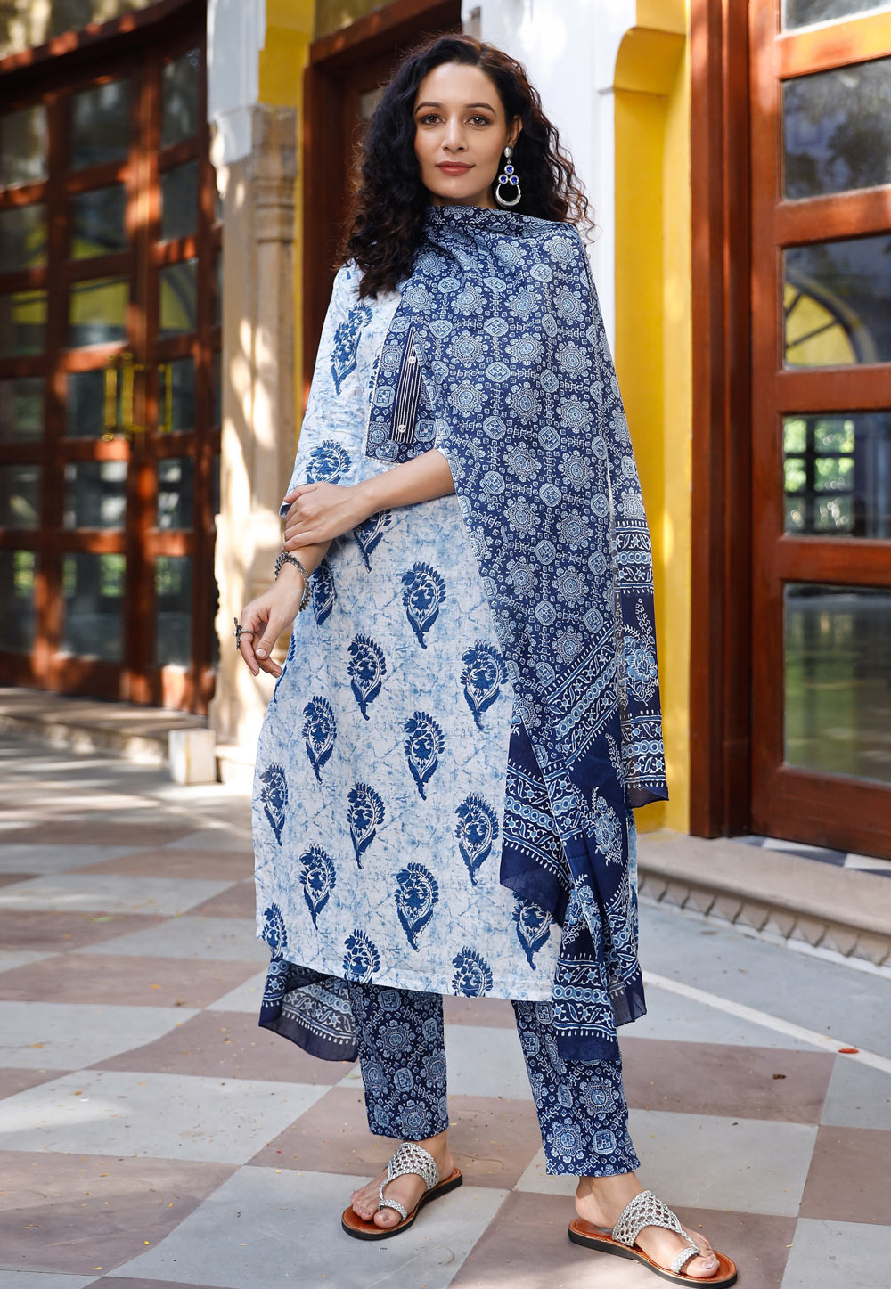 Blue Cotton Readymade Pakistani Suit 250625