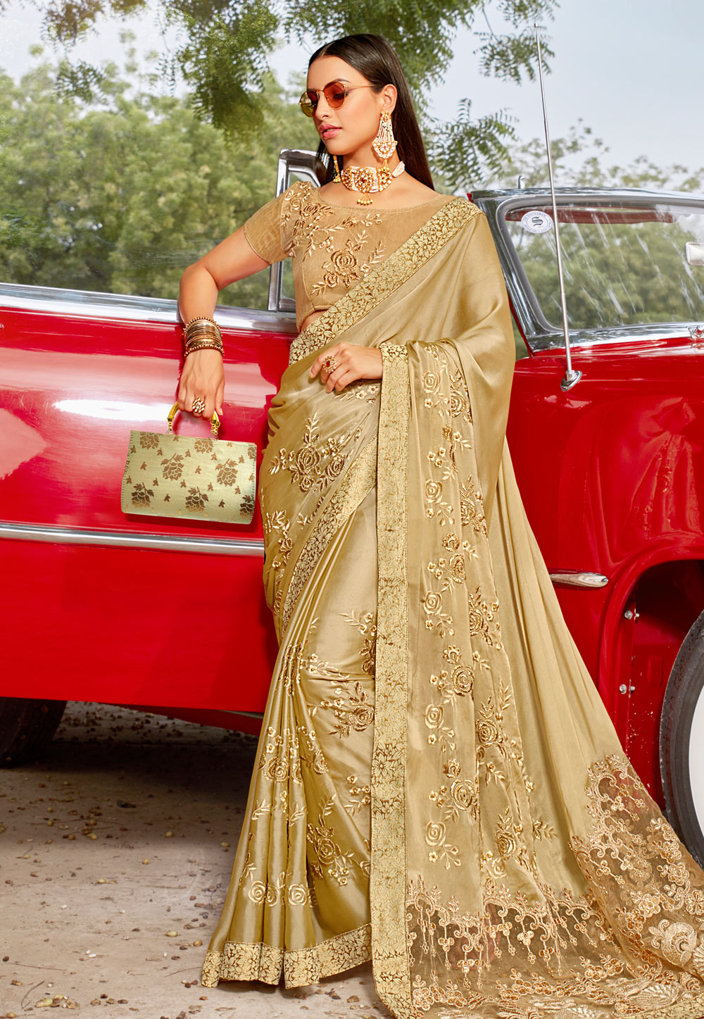 Beige Georgette Saree With Blouse 205193