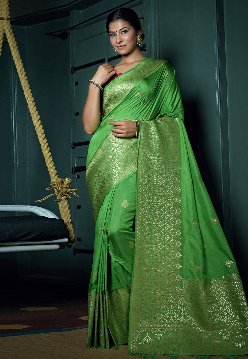 Green Banarasi Silk Saree With Blouse 259591