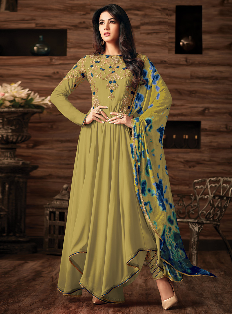 Sonal Chauhan Green Georgette Pant Style Suit 114314