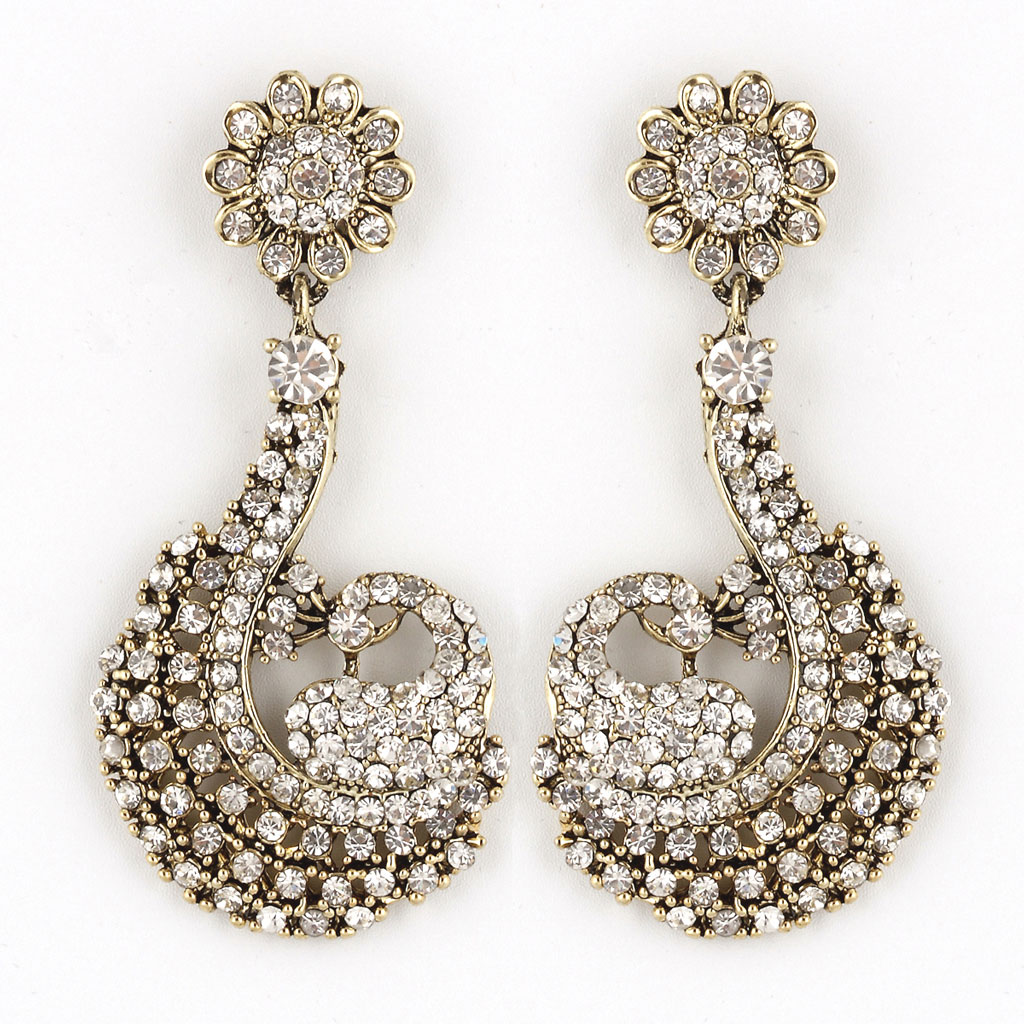 White Austrian Diamond Earrings 33202