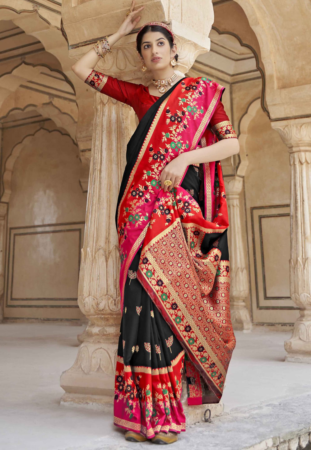 Black Banarasi Silk Saree With Blouse 237088