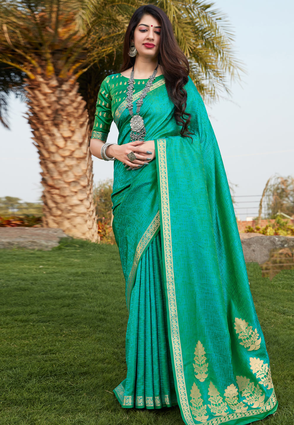Turquoise Banarasi Silk Saree With Blouse 225304