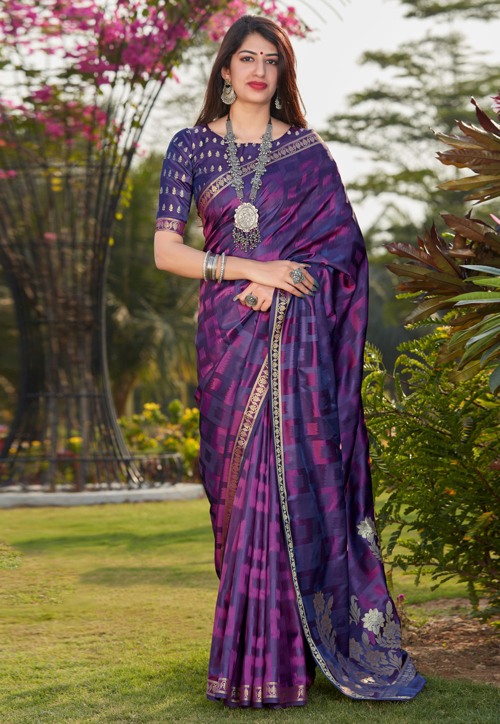 Purple Banarasi Silk Saree With Blouse 225306