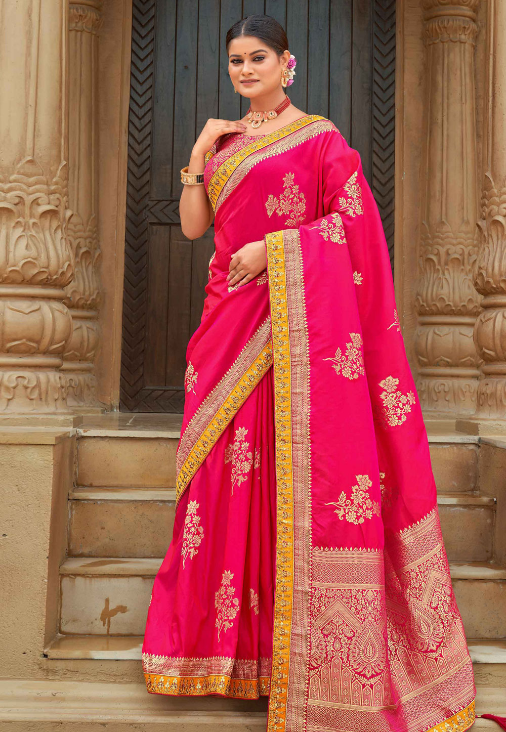 Magenta Banarasi Silk Saree 249068